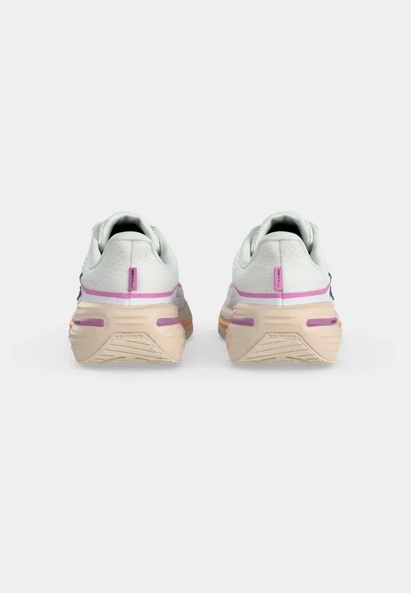 Кроссовки для бега Air Winflo 12 Nike Performance, White/Black/Light Magenta/Chalk/Tangerine Tint/Orange Pulse, белый/черный/оранжевый — фото 4