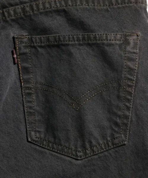 Экономный образ / Черные джинсы Levis 501 Good Length, окрашенные методом пошива — фото 2