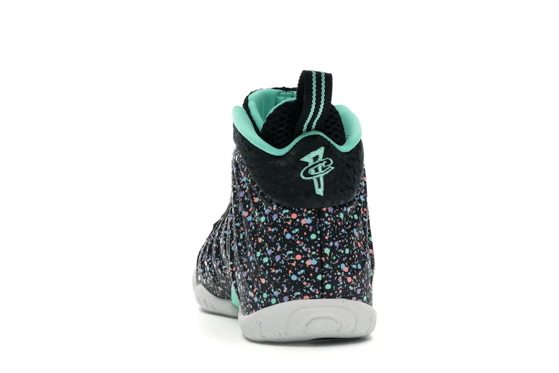 Детские кроссовки Lifestyle Nike Air Foamposite One Easter (2018) (GS), Black/Green Glow-Lagoon Pulse — фото 4