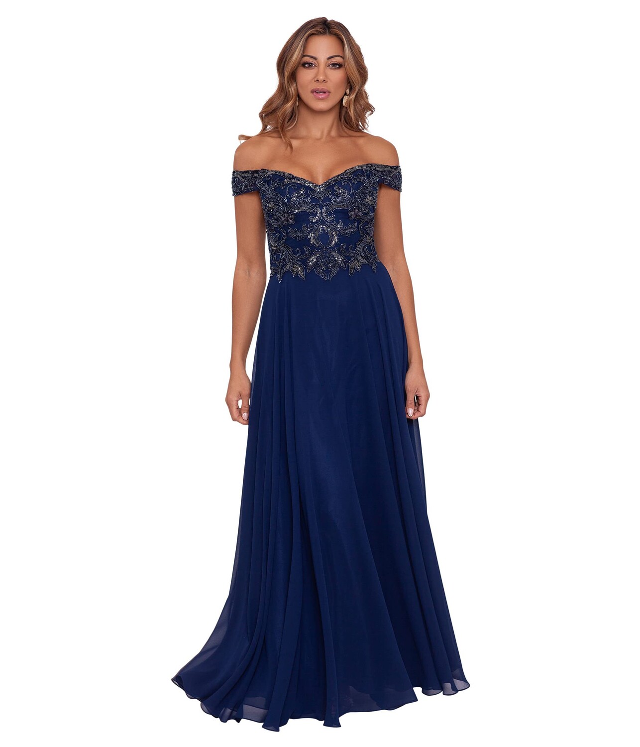 

Платье XSCAPE, Long Off-the-Shoulder Chiffon with Bead Top
