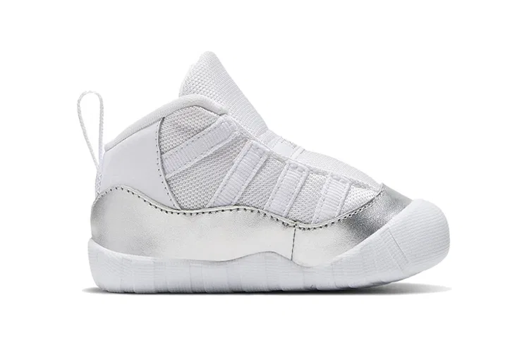 Детские ботиночки для малышей Jordan 11 Crib Bootie, белые — фото 3