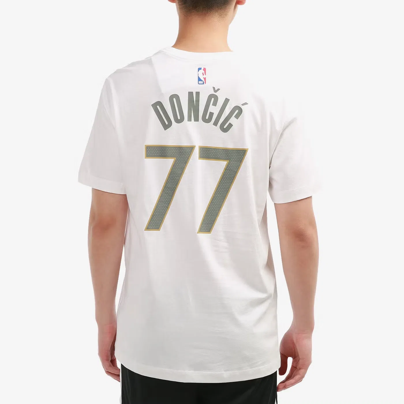 Футболка с принтом NBA Crossover Dallas Mavericks Doncic No. 77 Nike, разноцветная — фото 2