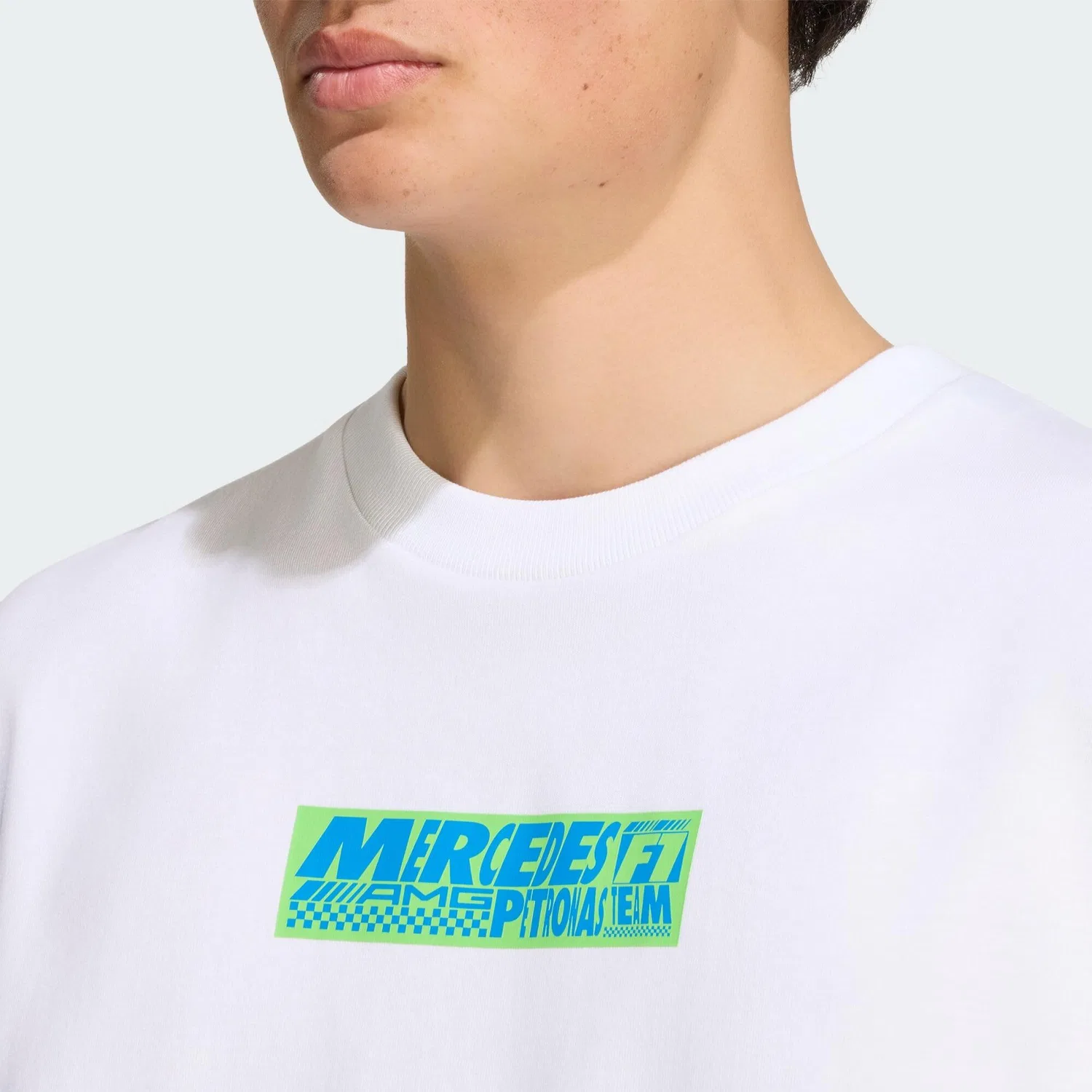 Мужская футболка с принтом Mercedes - AMG Petronas Formula 1 Team Lights On T-Shirt Adidas, White — фото 4