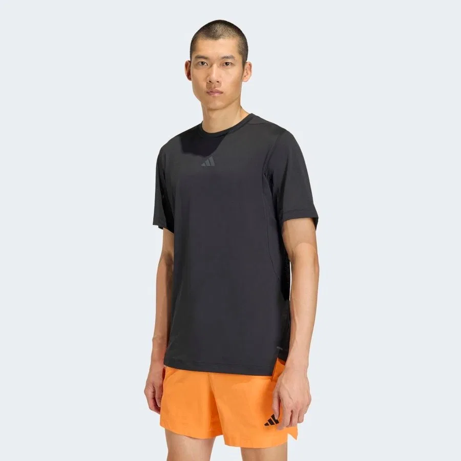 Спортивная футболка с коротким рукавом adidas ESS T-Shirt, Черный — фото 2