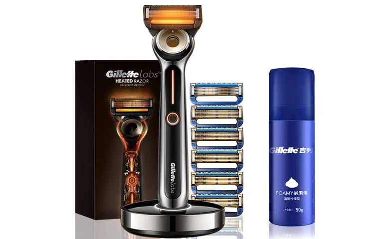 Мужской бритвенный станок с подогревом Gillette Warming Sensation, с 1 рукояткой, 6 лезвиями, 1 базой и пеной для бритья