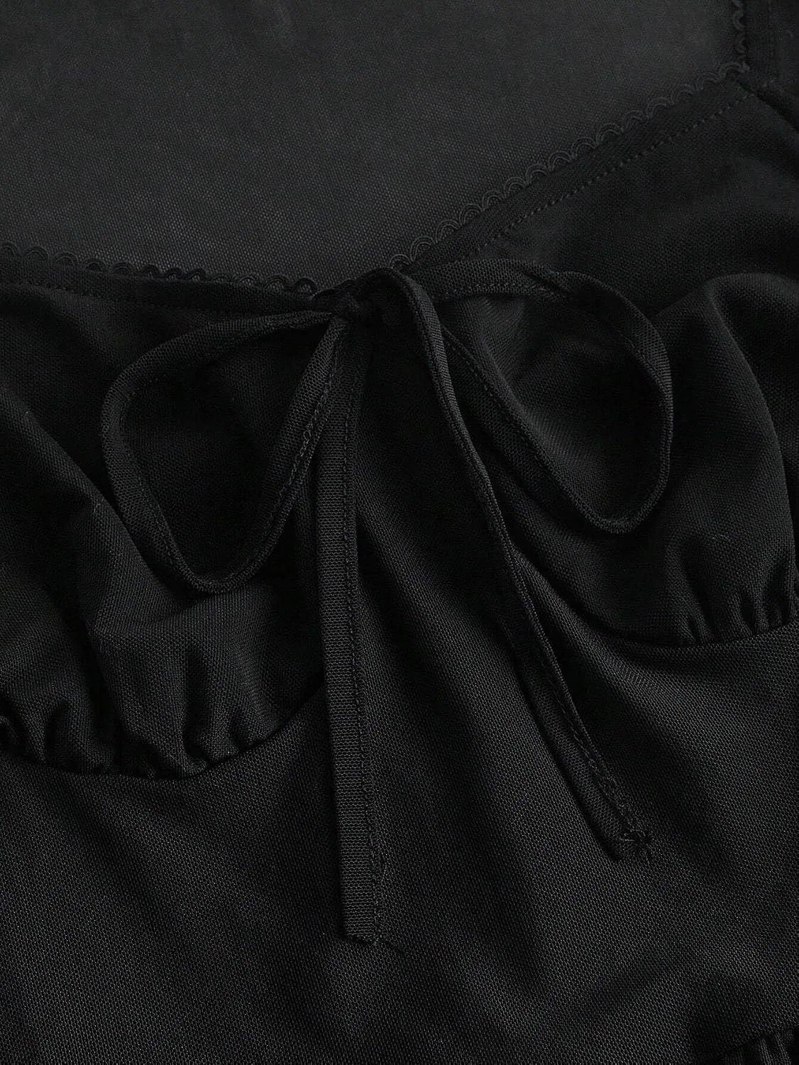 Женское мини-платье с узлом и сеткой A-силуэта, Black — фото 2