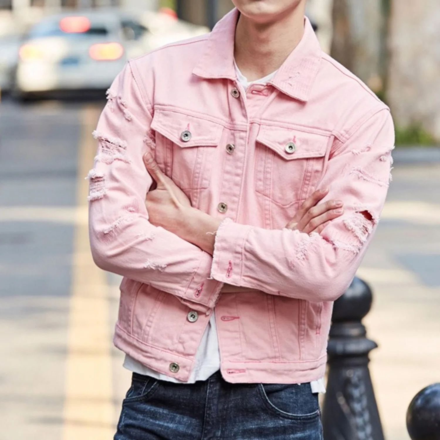 Мужская джинсовая куртка с рваным эффектом Trucker Coat, pink — фото 3