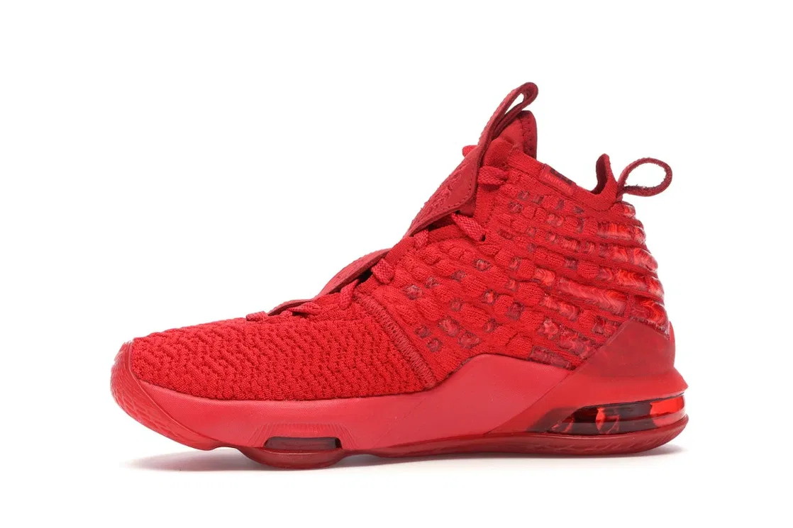 Детские кроссовки для мальчиков баскетбольные Nike LeBron 17, University Red / University Red — фото 3