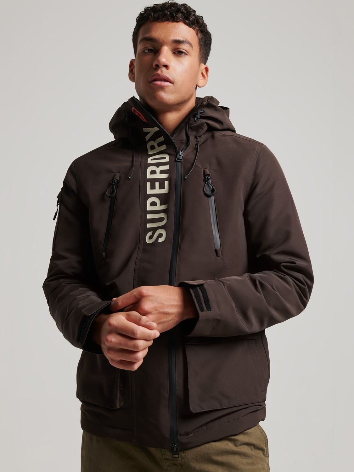 

Куртка-ветровка Superdry Ultimate SD, темно-коричневый дуб