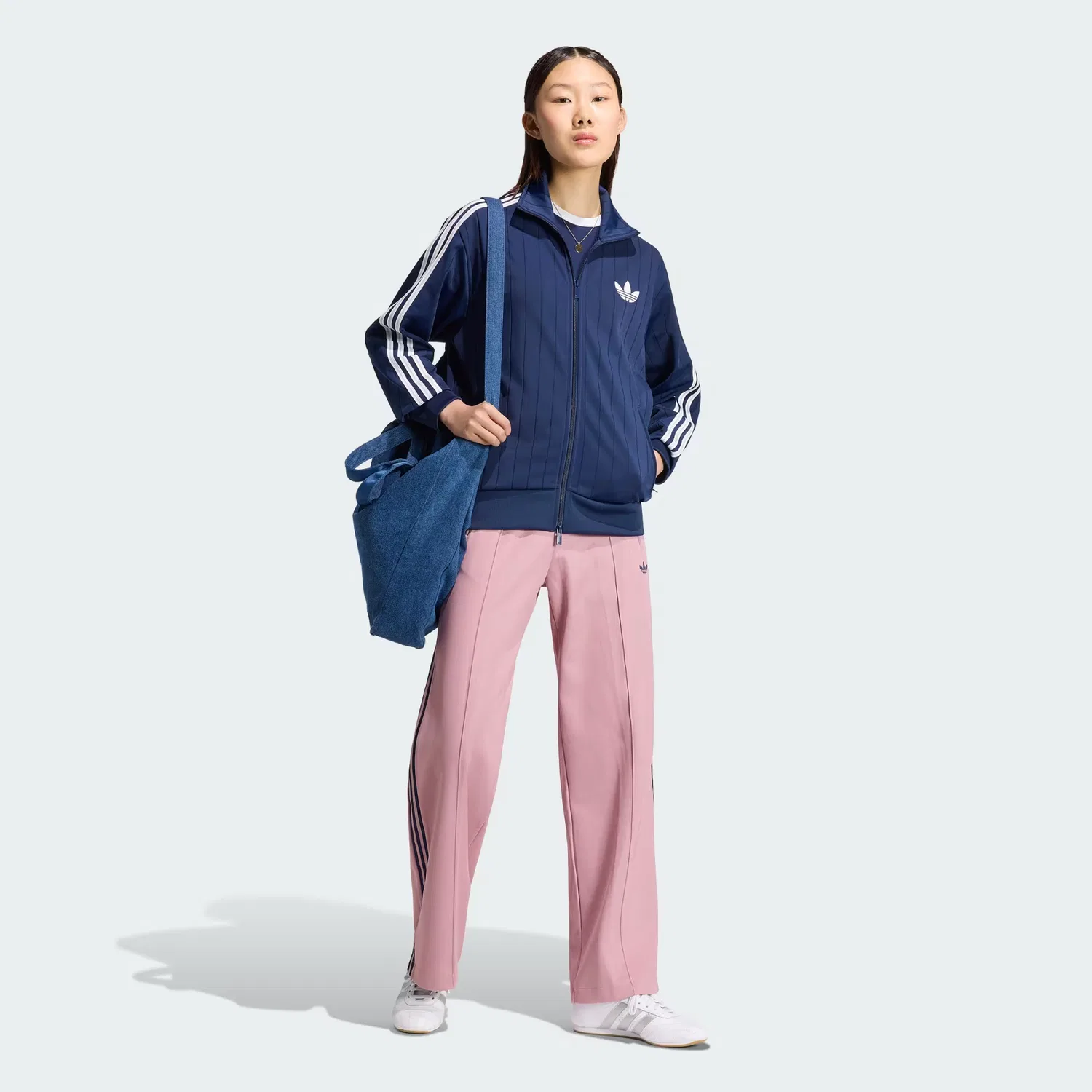Женская олимпийка свободного кроя Pinstripe Firebird Loose Tracktop Adidas Originals, темно-синий/белый/серый — фото 4