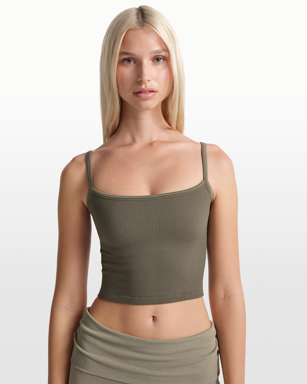 

Топ Nike x SKIMS Ribbed Seamless Women's Cami Tank, темно-зеленый