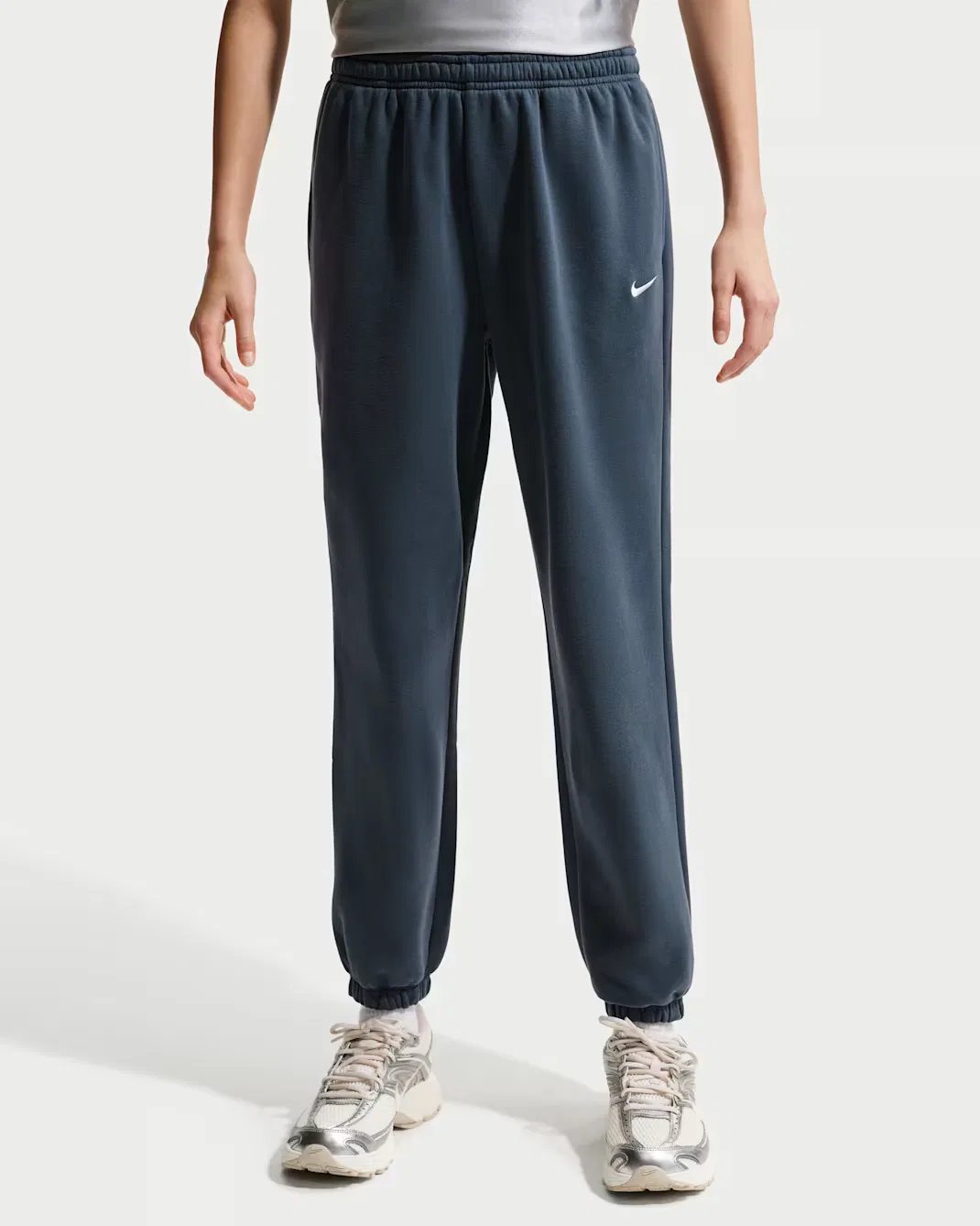 Свободные брюки для девочек Nike Sportswear Studio Fleece, Thunder Blue/White — фото 2