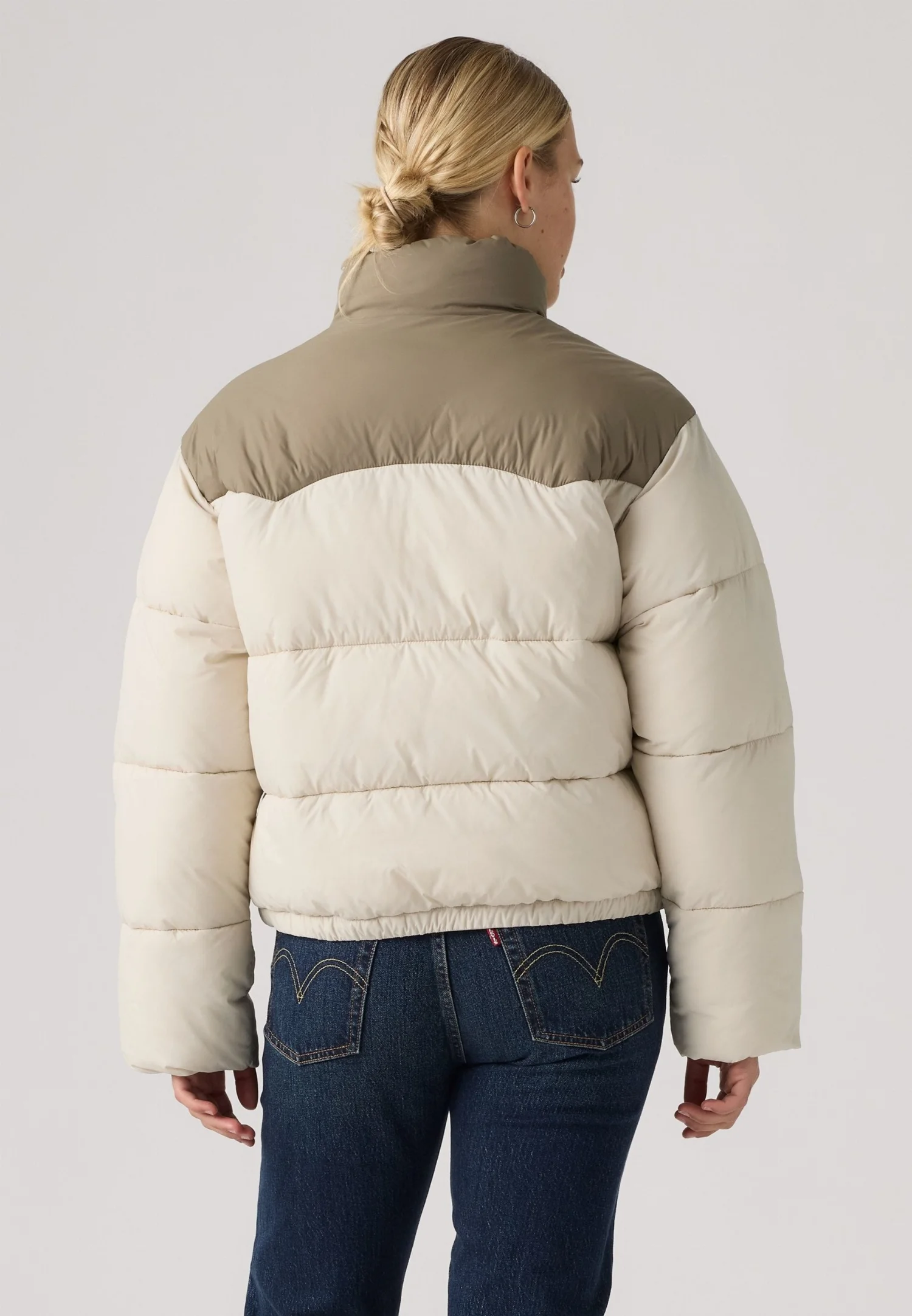 Женская зимняя куртка Levi's Palmer Puffer, бежевый — фото 3