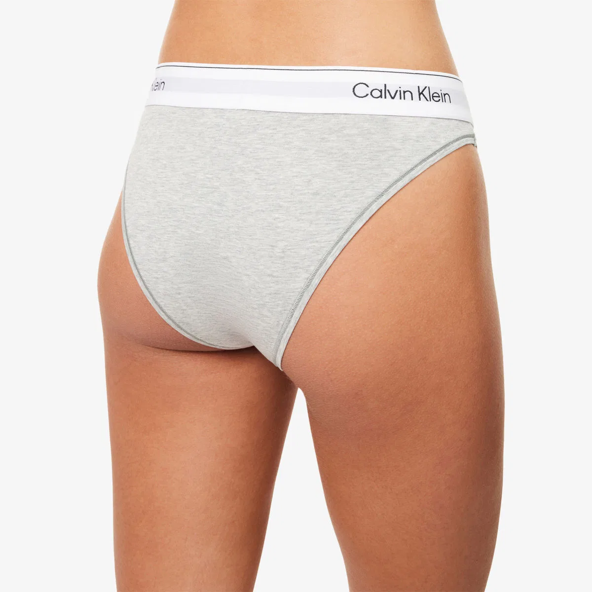 Трусики-танга icon из смеси хлопка и модала Calvin Klein, серый — фото 4