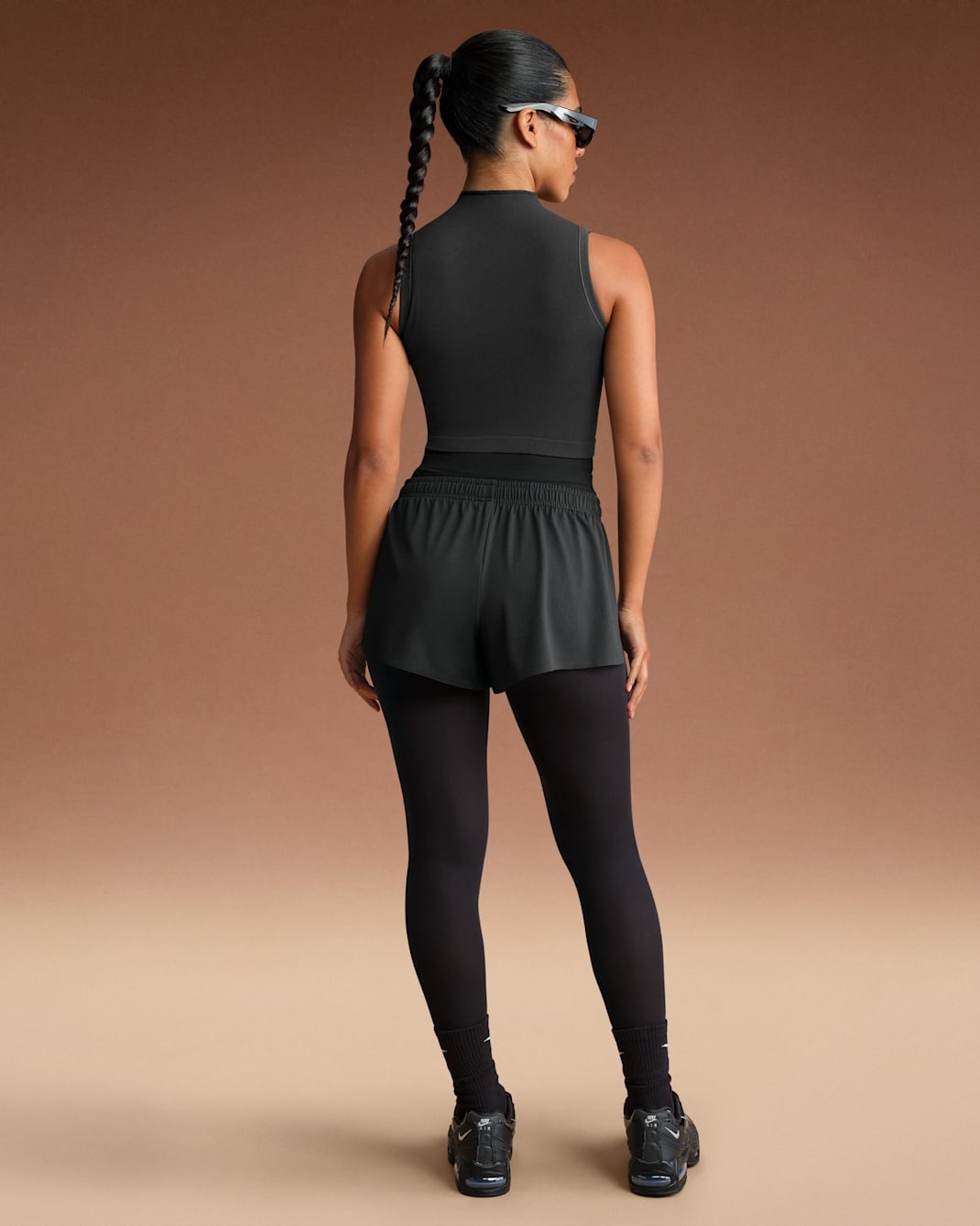 Шорты NikeSKIMS Airy Women's Mini, черный — фото 4