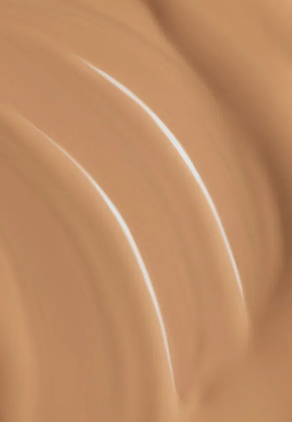 Тональное средство с SPF30 Invisible Illumination Vegan Collagen Serum in Foundation, Lumene, 5 30 мл, цвет 5 — фото 2
