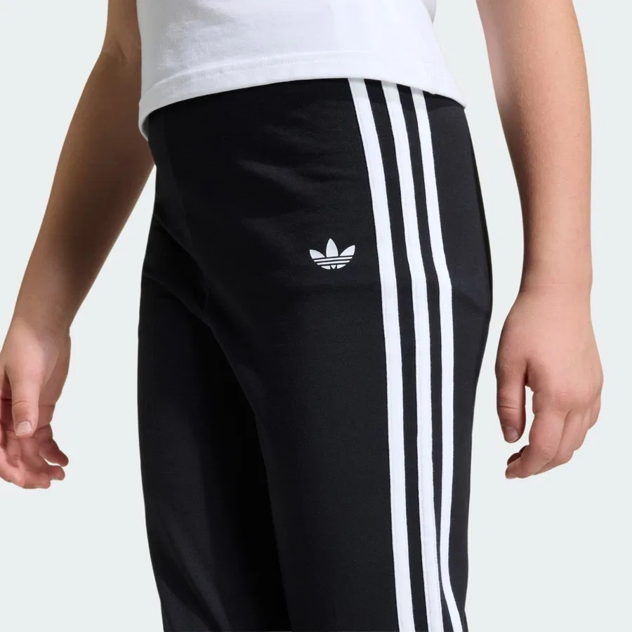 Детские спортивные тайтсы с заниженным шагом с 3 полосками adidas Originals, Черный — фото 4
