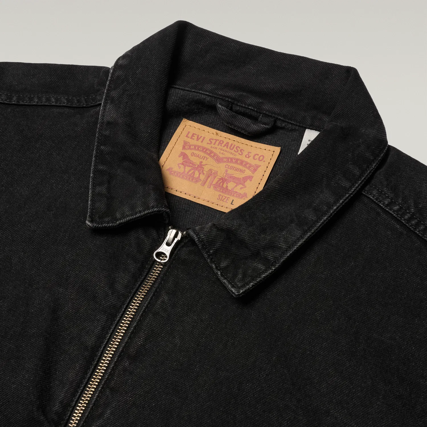 Детская джинсовая куртка с отложным воротником Levis, Black — фото 4