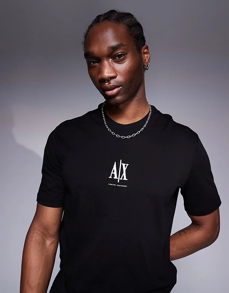 

Футболка с центральным логотипом черного цвета Armani Exchange