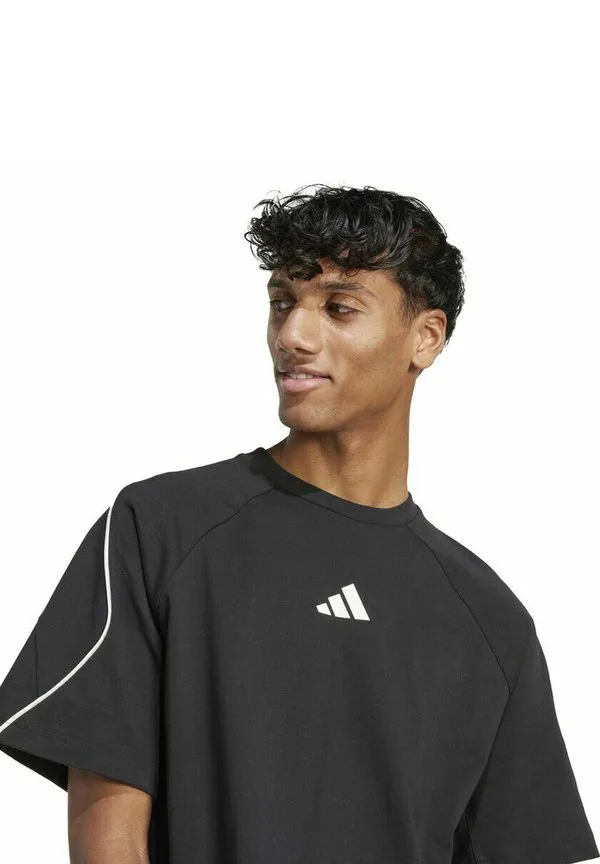 Футболка с принтом стадиона м Adidas Performance, Black Owhite — фото 3