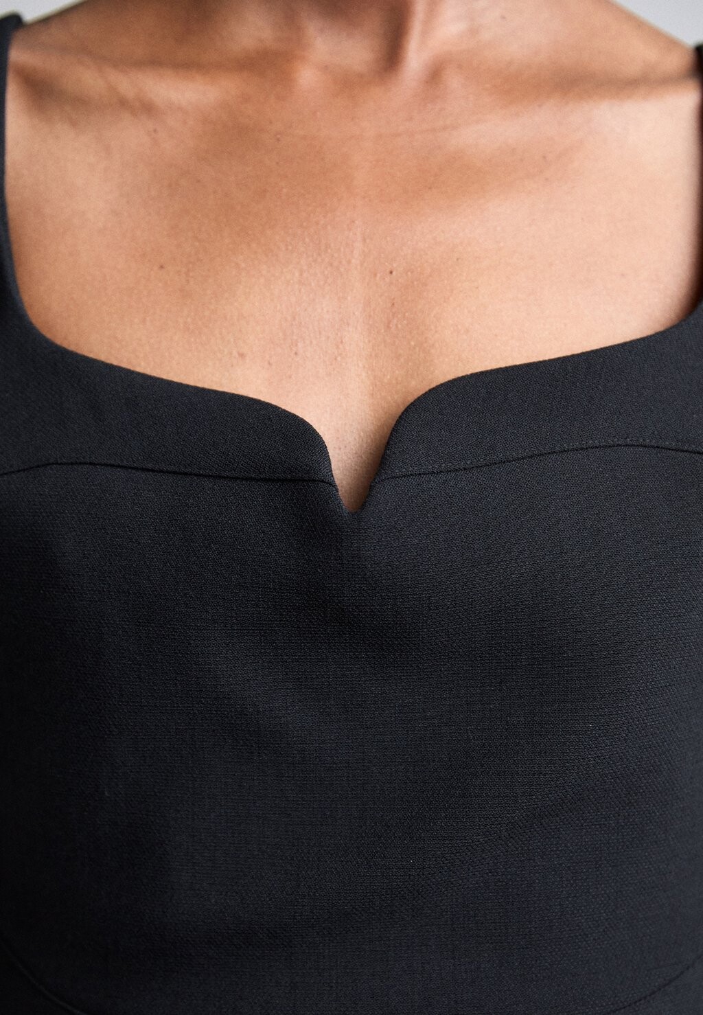 

Коктейльное/праздничное платье SLEEVELESS FITTED DRESS Victoria Beckham, черный
