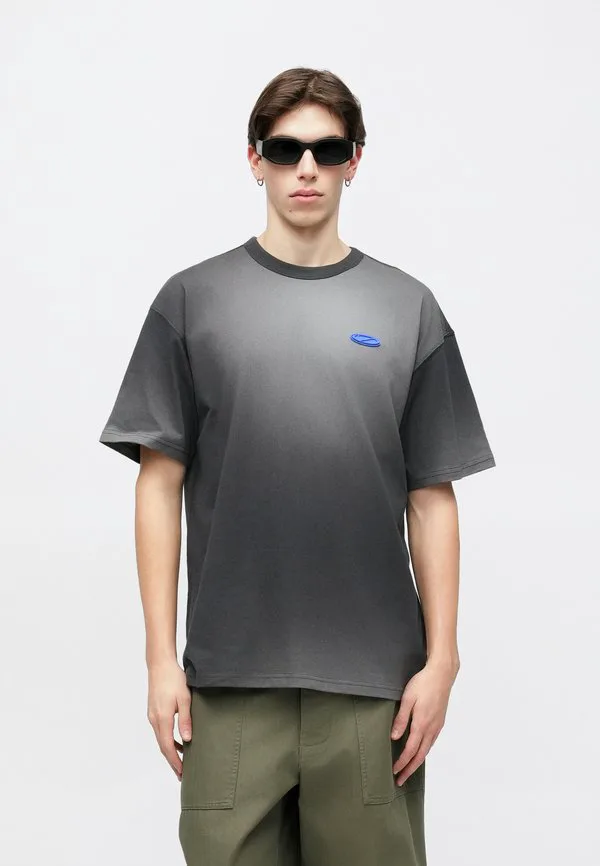 Футболка с принтом, имитирующим стирку. Nike Sportswear, Anthracite — фото 4