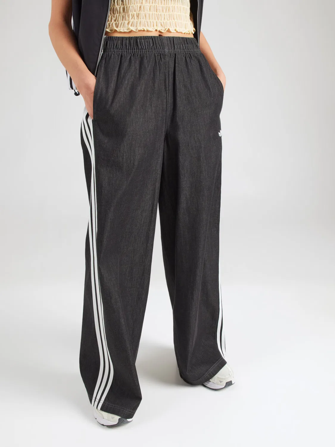 Джинсы Adidas Originals с широкими штанинами, черные — фото 3