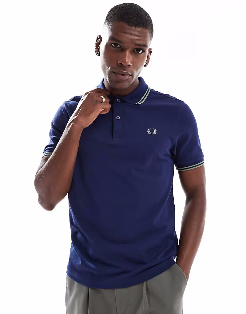 

Рубашка-поло Fred Perry с двумя краями темно-зеленого цвета