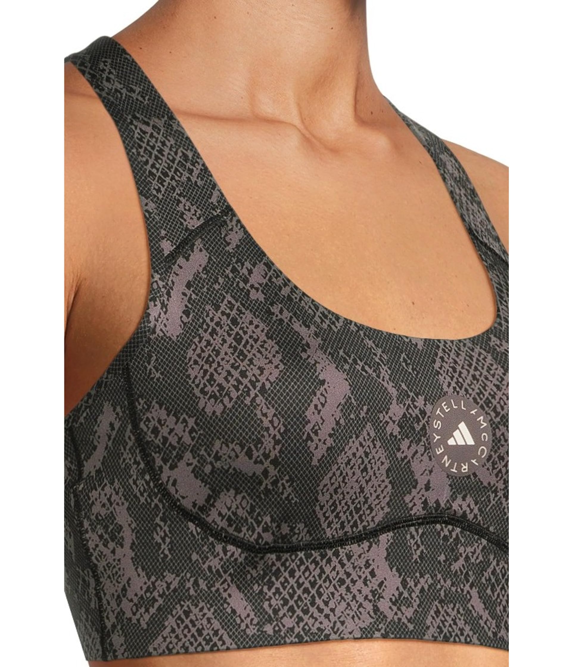 Бюстгальтер adidas by Stella McCartney Power Impact Training Bra Medium Support Printed JW4542, цвет Charcoal Black — фото 4