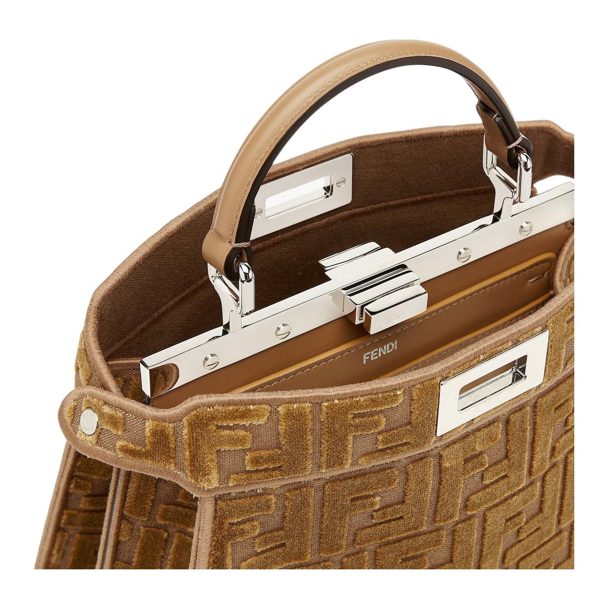Fendi Женская сумка на одно плечо Peekaboo ISeeU из телячьей кожи, маленький размер, бежевый цвет — фото 4