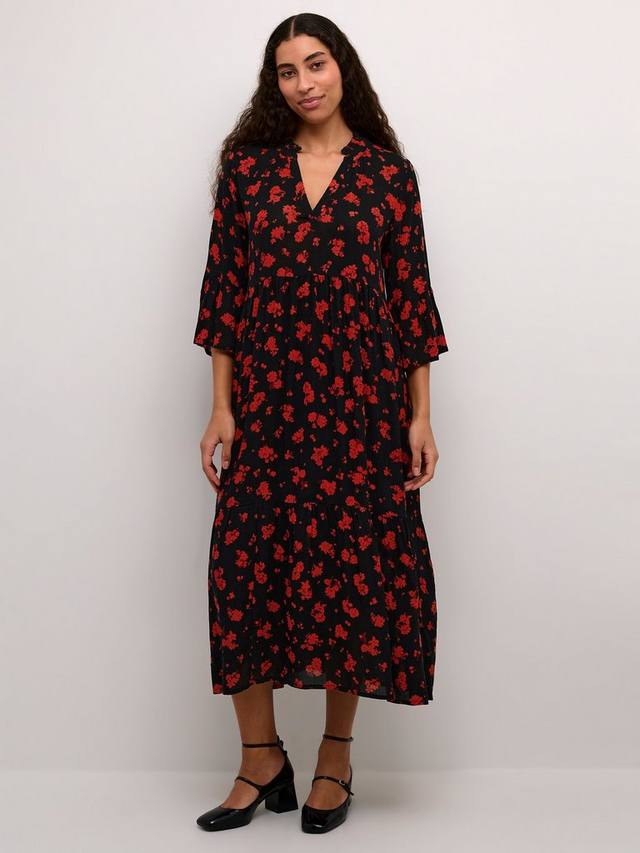 

Янтарное платье в цветочек KAFFE, цвет Black/Red