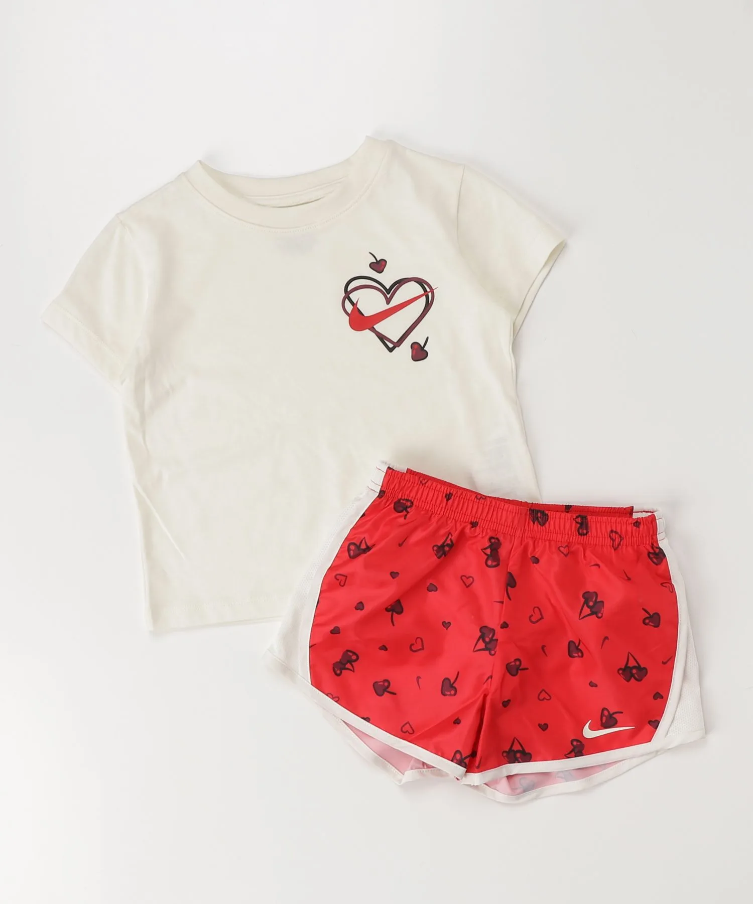 Детский топ Nike NKG Cherry Nike AOP Tempo в комплекте off-white