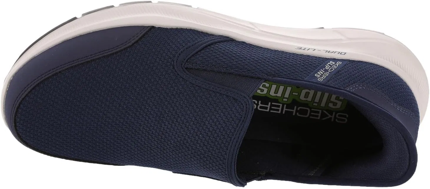 Мужские кроссовки Skechers Relaxed Fit Equalizer 5.0 Hands Free Slip-ins, Navy — фото 2