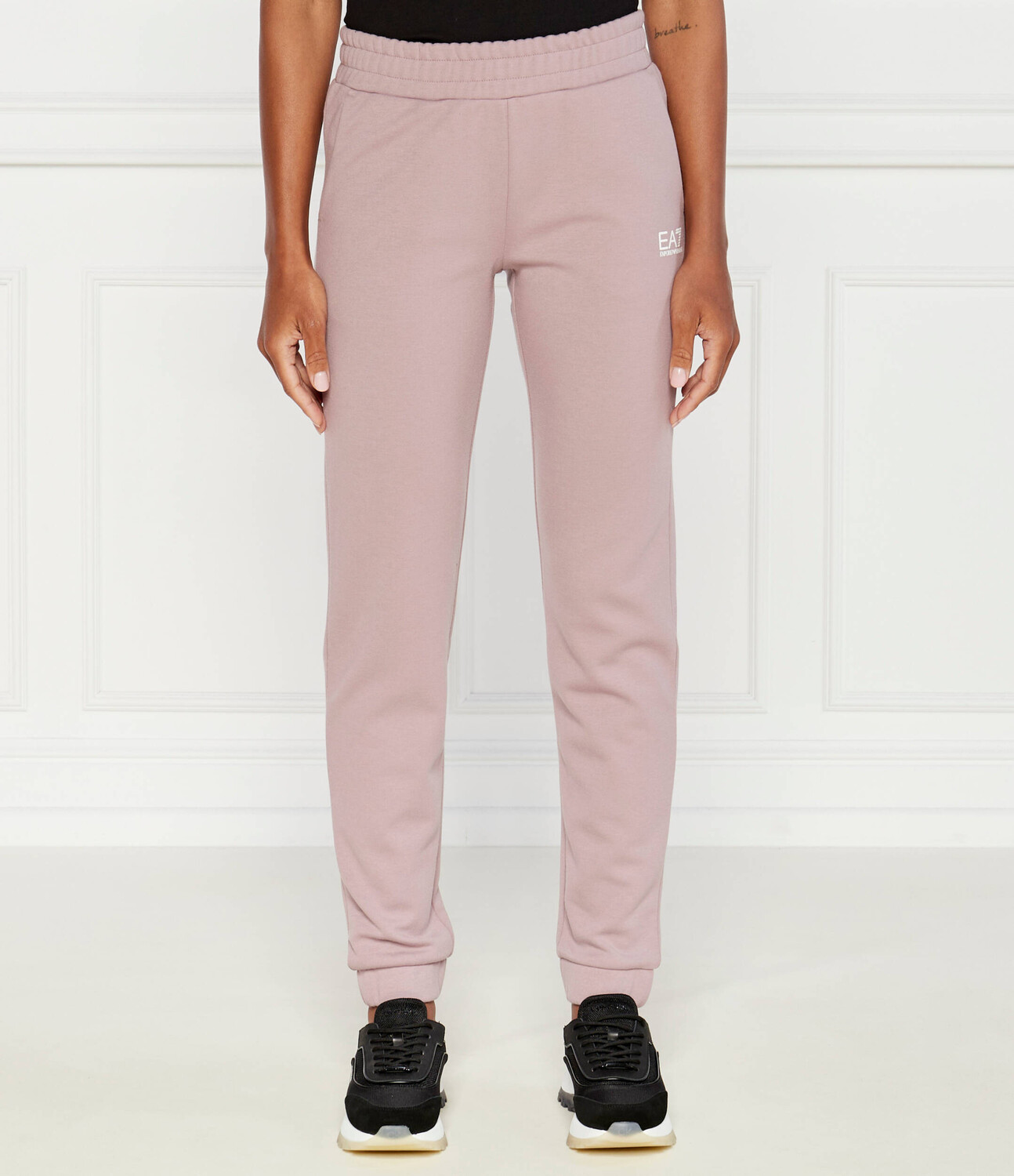 

Спортивные брюки EA7 Regular Fit, фиолетовый