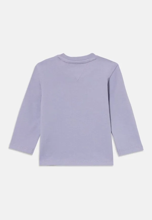 Футболка с длинными рукавами и текстурированным логотипом. Tommy Hilfiger, Periwinkle Dusk — фото 2