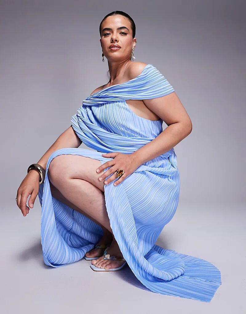 

Платье макси ASOS DESIGN Curve с плиссированной драпировкой на плечах и юбкой-халатом пастельно-голубого цвета Asos Curve