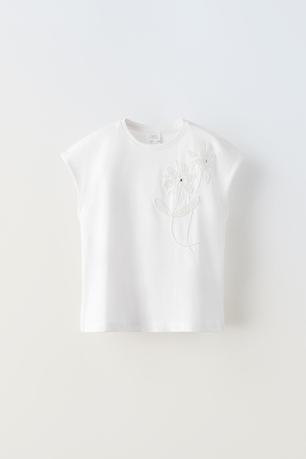 

Футболка с блестящими аппликациями ZARA, белый
