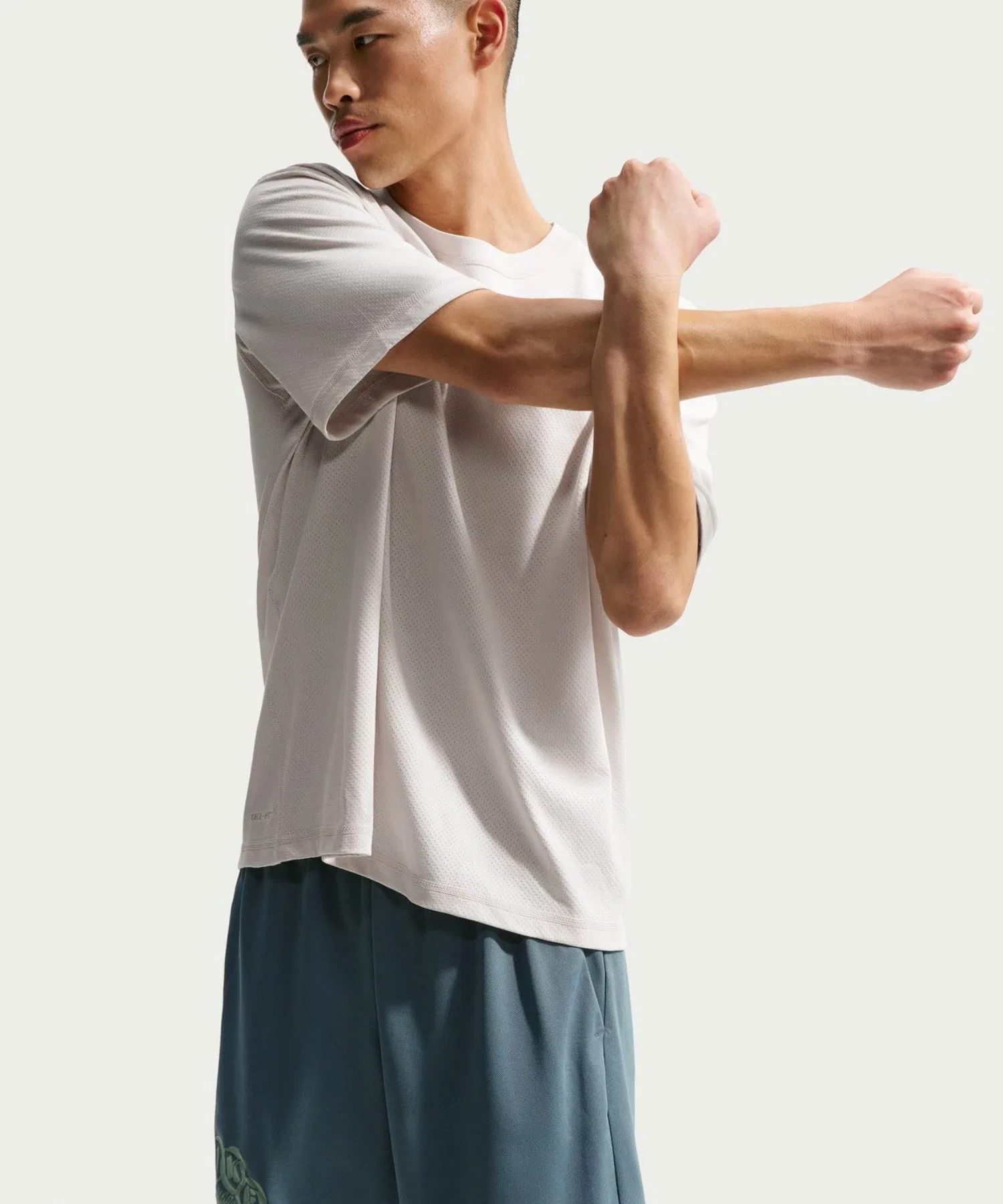 Мужские спортивные шорты NIKE Dri-FIT FLEX 7IN чёрные — фото 2