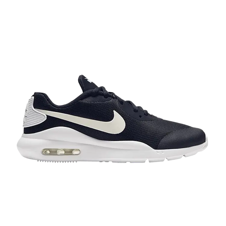 

Кроссовки Nike Air Max Oketo GS, черный