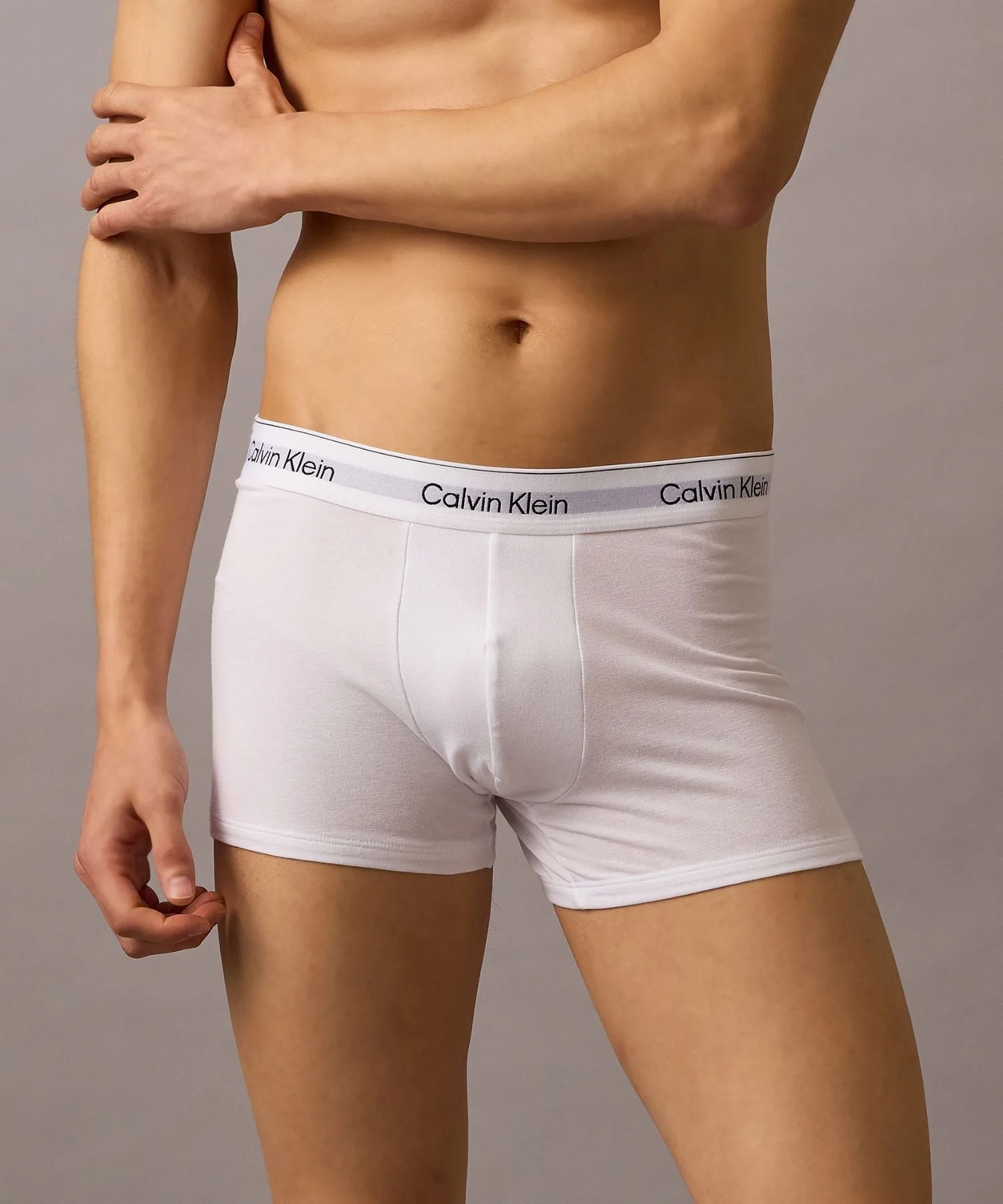 Официальный магазин Боксеры Calvin Klein Icon из эластичного хлопка, комплект из 2 штук, Calvin Klein NB4391 Как на Чон Куке, White — фото 4
