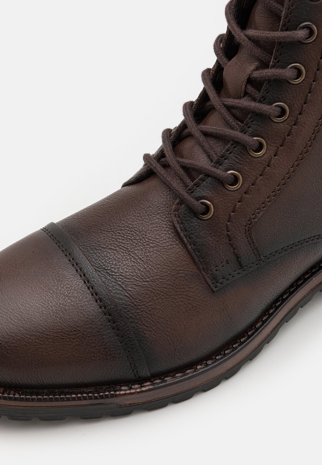 

Ботильоны на шнуровке LEATHER Pier One, темно-коричневый
