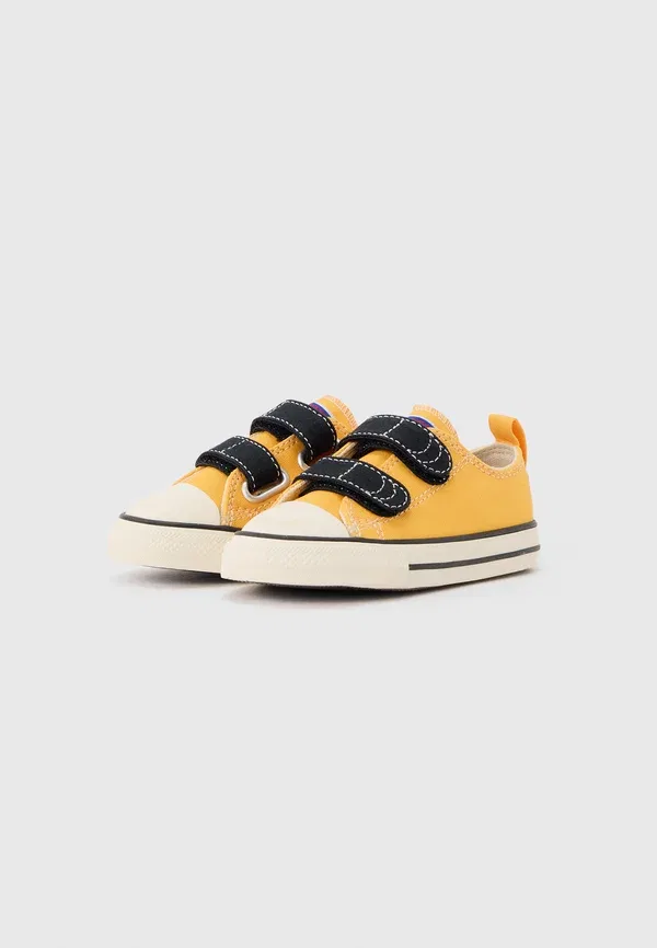 Кроссовки Chuck Taylor All Star Converse, золотистый/черный/белый — фото 2