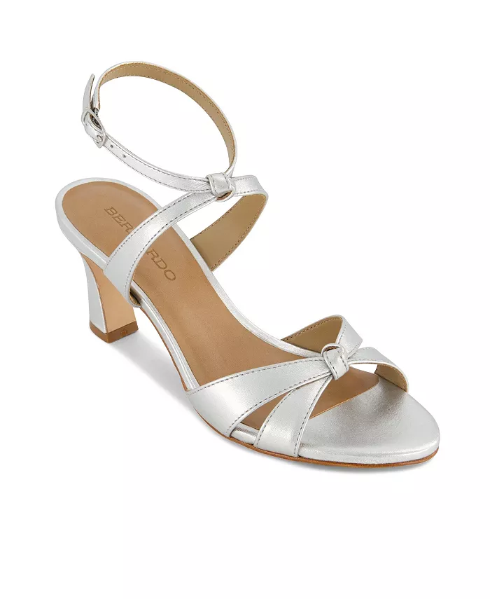 Бернардо Neera Сандалии на среднем каблуке Bernardo Footwear, серебряный — фото 4