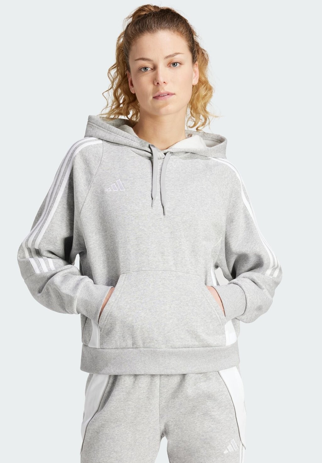 

Толстовка Tiro 24 Adidas, цвет medium grey heather white