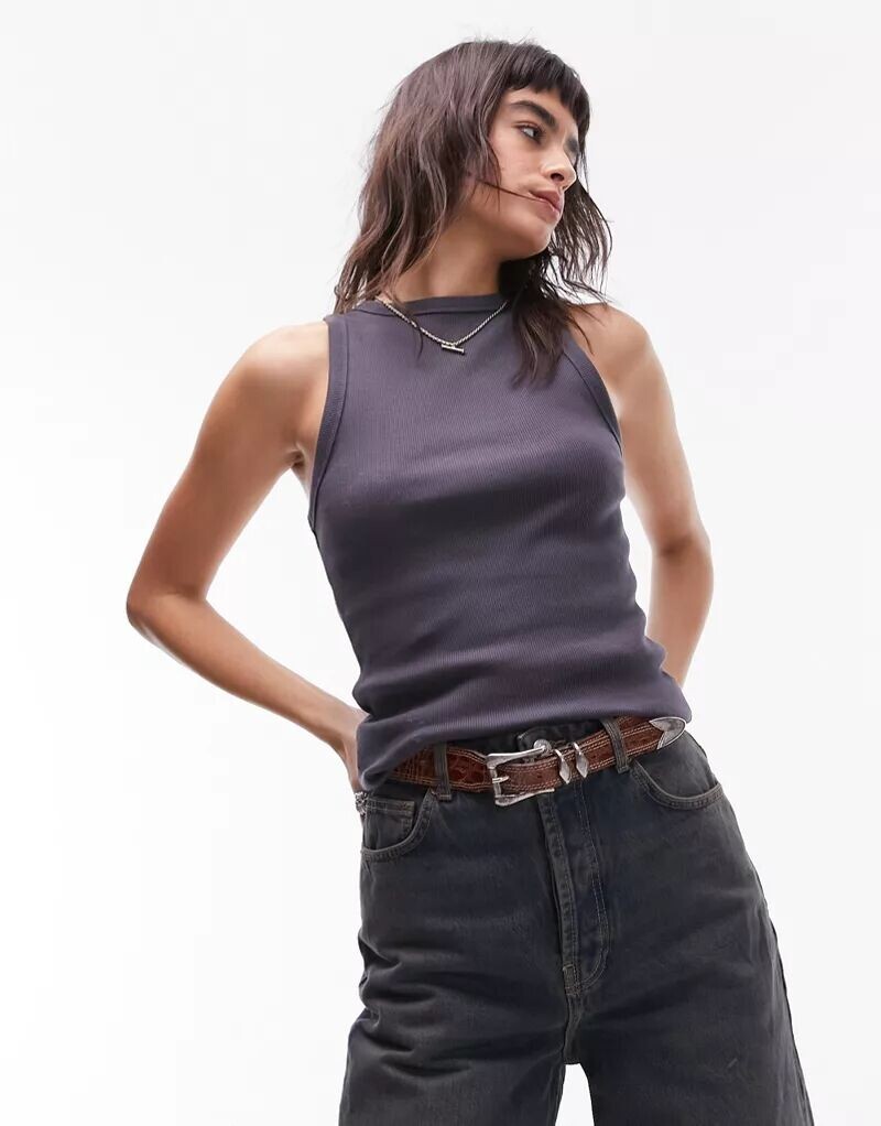 

Темно-серый топ на бретелях узкого кроя Topshop