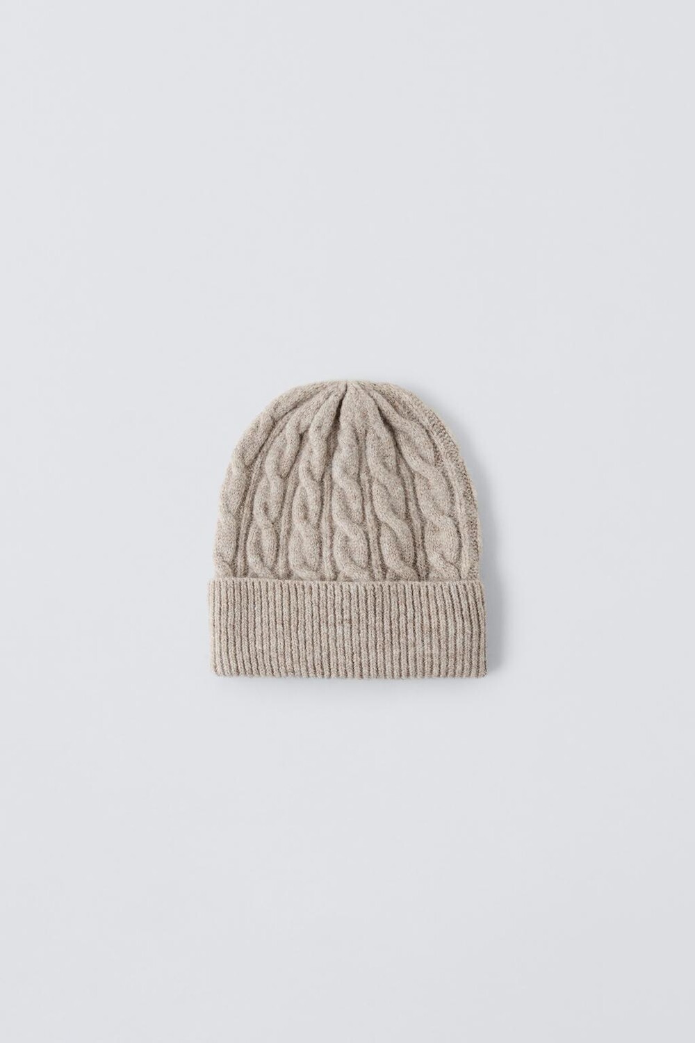 

Шапка из коллекции лыжной связки cable-knit ZARA, светло-бежевый