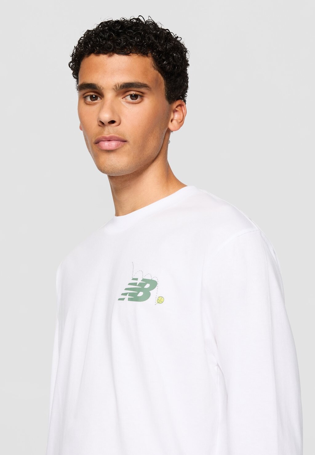 

Топ с длинными рукавами COURT LONG SLEEVE New Balance, белый