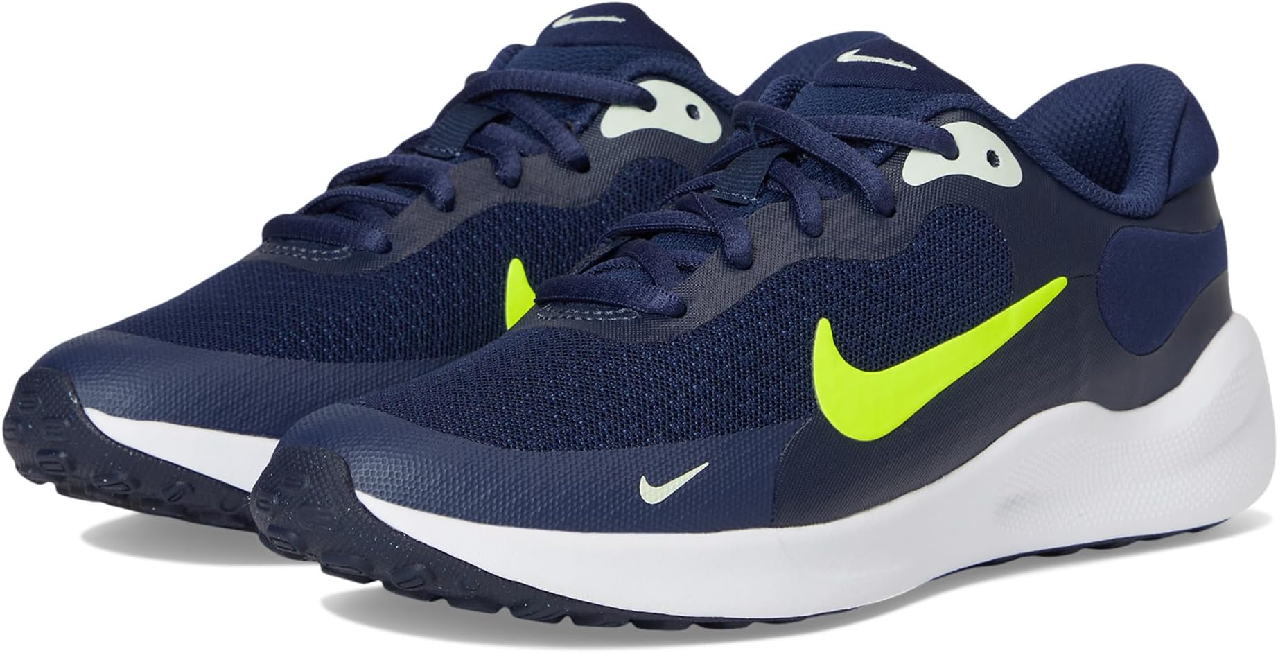

Кроссовки Nike Kids Revolution 7, цвет Midnight Navy/Volt/Volt Tint/White