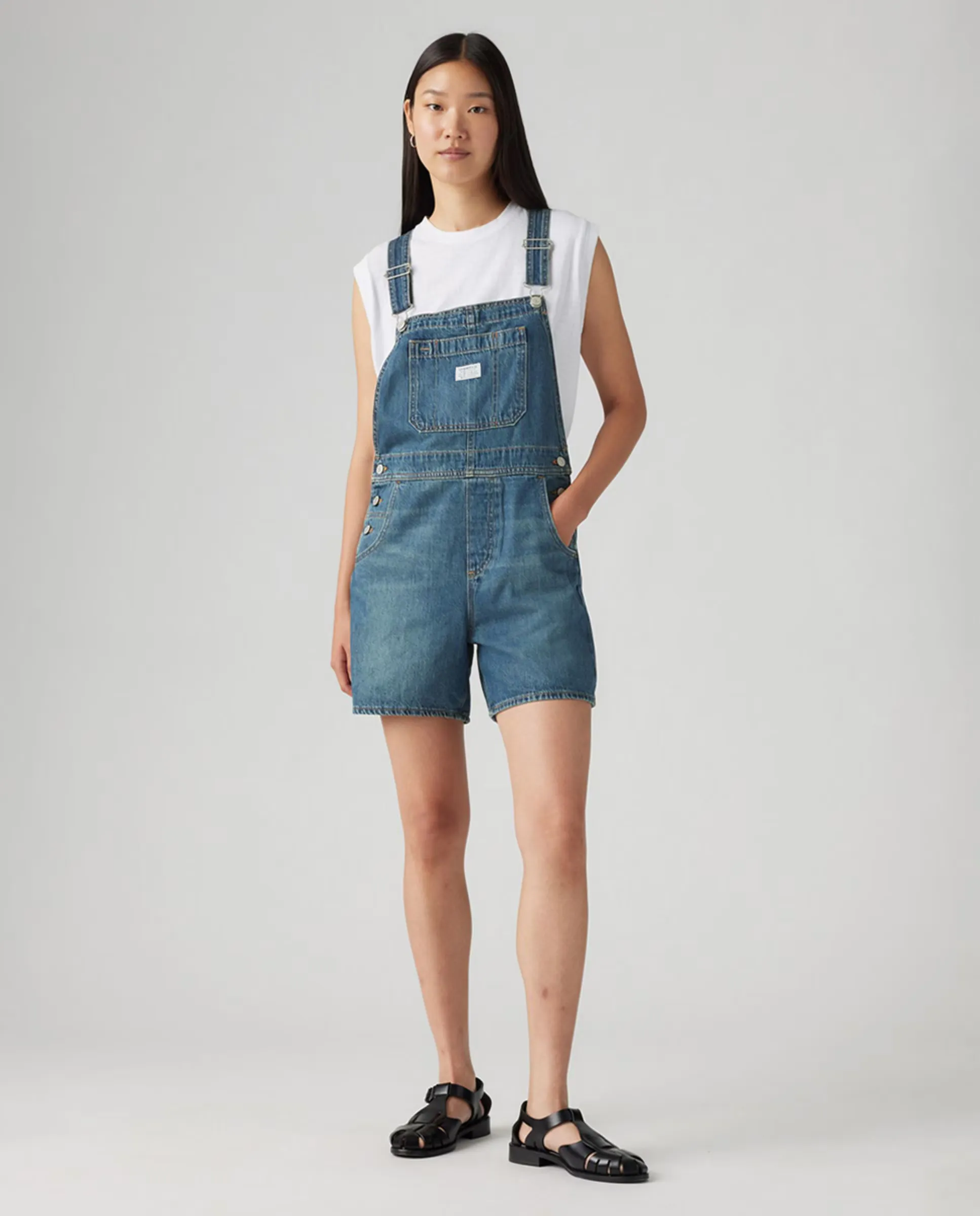 

Женский короткий кожаный комбинезон с регулируемыми бретелями Levi's, темно-синий
