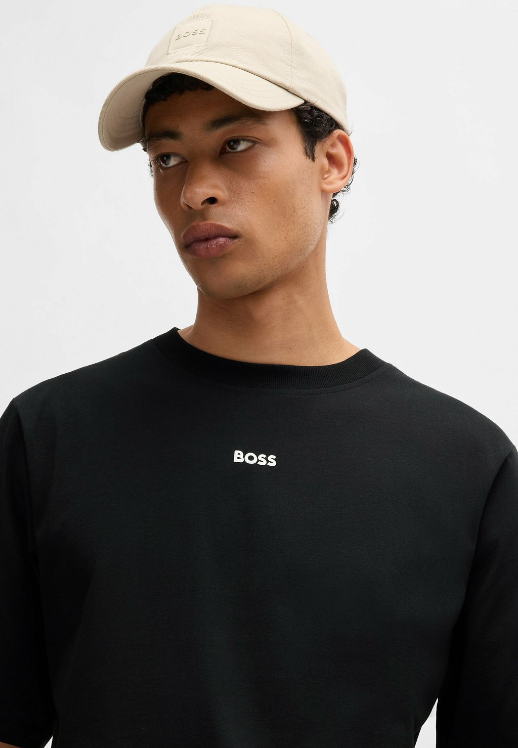 

Базовая футболка ENIS SMALL LOGO BOSS, черный